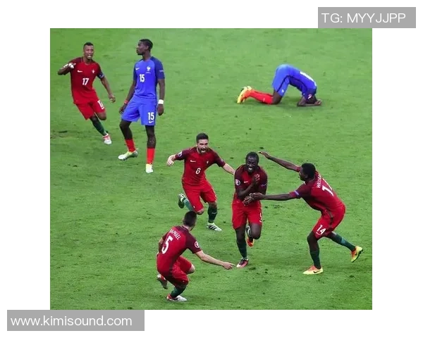 苏醒足球明星照片全集展现他们的风采与激情瞬间 苏醒足球明星照片全集展现他们的风采与激情瞬间