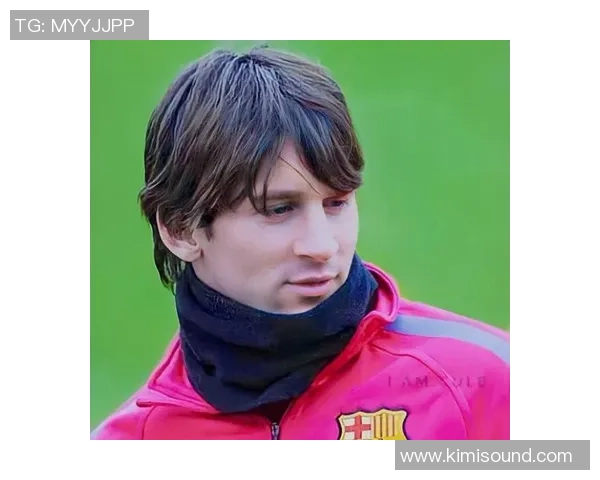 足球明星全名与英文缩写解析揭秘球场传奇背后的故事与成就